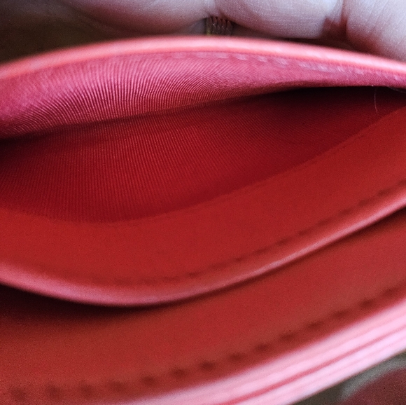 CHANEL Goatskin Camellia Embossed Card Holder Magenta Coral Pink - Picture 8 of 16